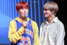 너는 나의 희망이다💛 (@YouAreMyHOPE218) | Twitter 的媒體推文 | Most handsome men, Hoseok, Handsome men