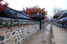 Andong Hahoe Folk Village [UNESCO World Heritage] (안동 하회마을) | Andong, Sidewalk, Structures
