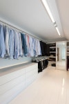 Pin by 경남 노 on 드레스룸 in 2020 | Walk in closet ikea, Custom closet shelving, Dressing room decor