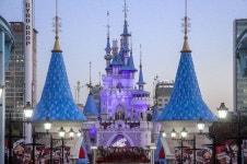 롯데월드 | Cathedral, Tower, Building