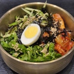비빔국수 Pin van o.o op 식사