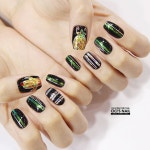 Pin page 여름에 유리조각은 진리❤️ . 각도에 따라서 여러가지 느낌이난답니닷😍 . #여름네일#nailart #perunails #nailsdid #nails... 