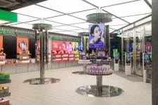 SI / 올리브영 / 명동 - xsxl | Shop decoration, Olive young, Studio