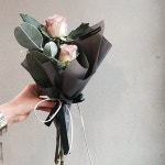 Flawer에 있는 H A.a님의 핀 - 2021 | 플로리스트, 꽃꽂이, 장미