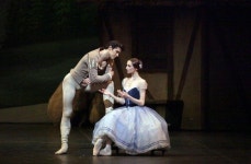Svetlana Zakharova and Roberto Bolle in #Giselle | 발레