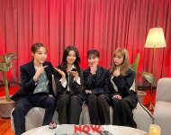 on Twitter: #studio문나잇 금요일엔 #별다방 오픈⭐️ 문대표 #문별(#마마무)이랑 #위키미키(#도연 #수연 #엘리)랑 횐님들 고민을... 
