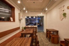 따뜻한 빈티지 분위기의 10평 식당 인테리어 (강동구 천호동)