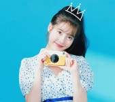 아이유 네이버 홈커버 배경화면 23장 공유 & PC 배경화면 4장