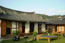Hanok Village, Jeonju, Korea | 전통 주택, 농가 리모델링, 시골집