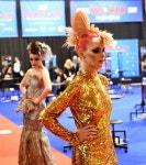 Пин от пользователя 이민애 на доске 헤어쇼아이디어 | Необычная мода, Мода, Прически