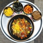 요게 팔… | 요리, 도토리, 엄마 Instagram의 집밥/홈쿡님: “해장❤ #묵밥 오늘은 온묵밥입니다😘 제 최애 해장템입니다😍 (다만 힘들어서... 