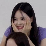 Pin by 𔐼fresha on 아이랜드2 지민 | Bangs, Roblox t shirts, My girl