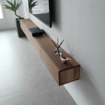 티비선들 뒤로 빼서 하나도 안보이는 마법 기술~~~짜자잔!!! 요즘은 케이블 까지도 뚜껑 닫아도 리모콘 되는 것이 있어 정말 깔끔하게 거실 티비장... 