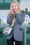 Pin page Pin by 리사🍀 on 로제ღ ROSÉ | Black pink, Fashion, Blackpink rose