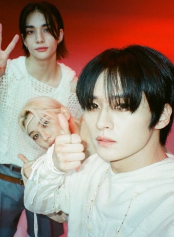 Pin page Pin de • 키아라 • em STRAY KIDS | Lee, Felix, Carinho