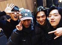 ปักพินโดย 𝕒𝕤𝕦𝕜𝕒 ใน 씨엔블루 CNBLUE