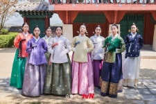 Under The Queens Umbrella / 슈룹