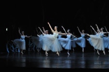 Ballet에 있는 Yejin Jang님의 핀
