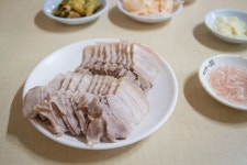 평양면옥 - 동대문역사문화공원역4번출구 국수 / 면 요리 | 맛집검색 망고플레이트 - 2021 | 음식, 식품 아이디어, 요리