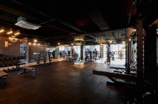 김포 헬스장 피티샵인테리어 휘트니스 공사현장 - 사무실인테리어 디자인 공사 비용견적 플랫폼 Pinterest in 2025