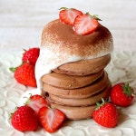 Pin page Pin by 유나 네일 on 크리스마스 케이크 | Favorite desserts, Food, Desserts