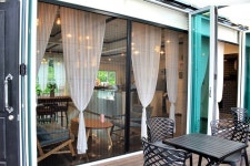 주말나들이하기 좋은 파주 심학산 카페 그냥 커피 주름방충망 시공스토리!~ | 현관, 아파트, 카페 인테리어