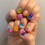 바이소안 : BY SOAN บน Instagram: “#도넛네일 #젤리빈네일 #덩어리네일” in 2020 | Nails, Cute nails... 