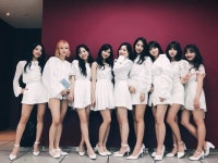 「♥TWICE-ONCE♥」おしゃれまとめの人気アイデア｜Pinterest｜돈벌아이들 flex | Jypエンターテインメント, 長身, Twice全員