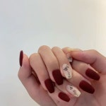 Instagram의 네일온드님: “가을 느낌🍁🤎 #지아네일 #프리지아 @dear.zia” Pin by COCO on 네일아트 | Nails, Beauty