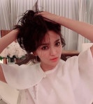 Pin by Kim Eseol on 송혜교