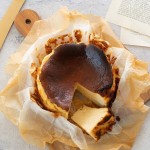 Basque cheesecake バスク風チーズケーキ とっても美味しいレシピが完成しました 表面の焦げ感中のとろりん具合 なんて美味しいのでしょう... 