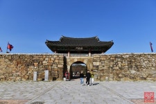 완벽히 보존된 몇 안되는 조선의 성곽 해미읍성 | 서산여행