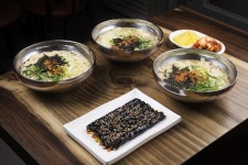 칼국수 전문점 배 가 왕  광안리(본점) 배가왕은 칼국수 전문점입니다.... 하지 않고 있습니다. 기분이 좋아지는 가게 칼국수 전문점 배가왕! | 음식