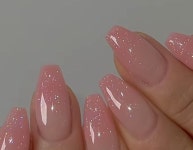 Couleurs ongles en gel에 있는 Liliane Mercier님의 핀 | 예쁜 손톱, 젤네일, 귀여운 네일