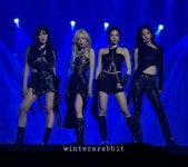 Pin page 💜 aespa ot4 picture stage synk parallel line concert tour | #aespa #에스파 #KARINA #카리나 #GISELLE #지젤 #WINTER... 