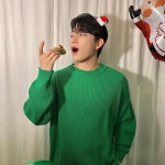 강하영 on Instagram: 돌아온 디저트39 딸기 시즌🍓 딸기 디저트로 크리스마스 분위기 제대로 내면서 즐기기😋 -삼구와 함께 탄소중립... 