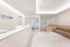 맘앤키즈치과 | indfff | 인디에프디자인