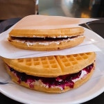 더워도 놀고 싶은 하루네요ㅎ ㆍ ㆍ #와플킹 #쌀와플 #목포와플 #와플 #waffle #디저트 #desse… | Food, Desserts, Breakfast