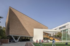 원묵초등학교 다목적체육관