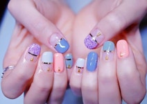 Nail&Pedicure에 있는 zzzieee님의 핀