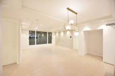 [부천 옥길 호반 베르디움 34평] 신축 아파트 부분 리모델링 공사 인테리어- 매입 간접 조명과 루씨 에어 실링팬으로 아늑한 분위기 연출하기!... 