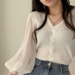 [간절기템!/여친룩] 소이 브이넥 시스루 벌룬 소매 가디건 (2color)