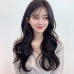 송도미용실 인천미용실 아인크 이봄 레이어드펌 굵은웨이브펌... 빠짐없이 예뻐지기💫 . . 웨이브펌을 더… | Long hair styles, Hair... 