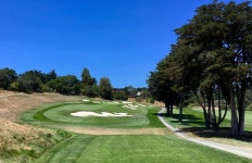 A wonderful example of MacKenzies bunkering at Pasatiempo in Santa Cruz, California. | 골프