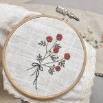 #손수건 #만들다 #린넨 에 #레이스 두르고 부족한 솜씨지만 재봉틀로 드르륵~ #자수나무 #구미프랑스자수 #embroidery #자수... 