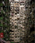 Pin page Hong Kong (High rise living) | クーロン城, 九龍城砦, 九龍