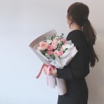 그래도 더싱싱하고 좋은꽃, 가던길갈게요🙇🏻♀️❤️ . . . . #꽃스타그램 #꽃그램 #평택 #송탄 #평택꽃집 #힐링플라워 #드라이플라워 #꽃다발…