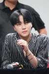 IKON에 있는 mariax님의 핀 | 아이콘, 이콘, 밴드