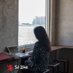 강원도 속초 빈티지카페 칠성조선소 강원도 속초 빈티지카페 칠성조선소 | Zine, Travel magazines, Instagram photo
