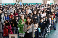 [포토] 초등학교 입학식, 설레는 학교생활 #school / #Infographic ⓒ 비주얼다이브 무단 복사·전재·재배포 금지 | 초등학교, 1학년